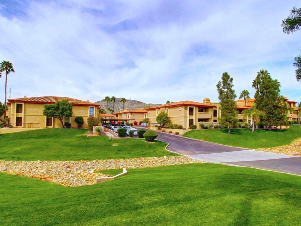 Private Resort Community Surrounded By Mountains W/3 Pool-Spa Complexes, All Heated & Open 24/7/365! Phoenix Eksteriør bilde