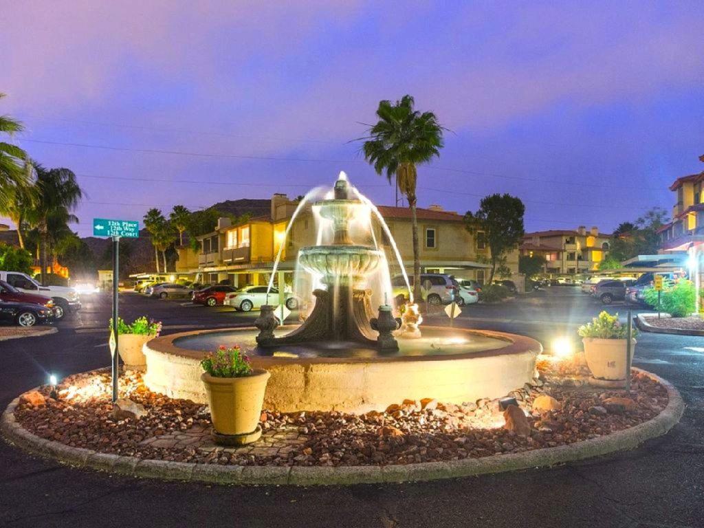 Private Resort Community Surrounded By Mountains W/3 Pool-Spa Complexes, All Heated & Open 24/7/365! Phoenix Eksteriør bilde